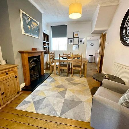 Spacious 3 Bedroom Retreat For Professionals Kingston upon Hull Εξωτερικό φωτογραφία