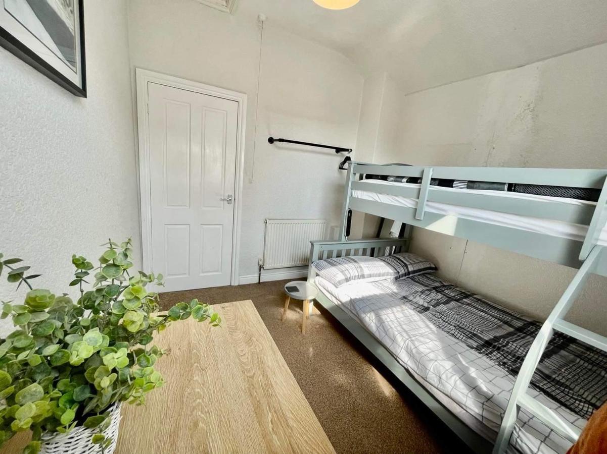 Spacious 3 Bedroom Retreat For Professionals Kingston upon Hull Εξωτερικό φωτογραφία